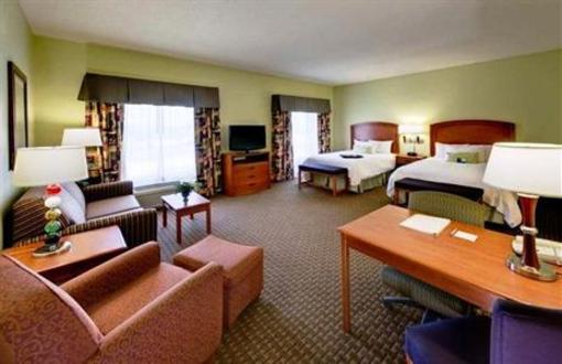 фото отеля Hampton Inn & Suites Moline-Quad City International Airport