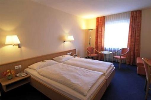 фото отеля Pflieger Hotel Stuttgart