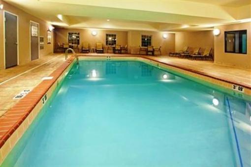 фото отеля Staybridge Suites Elkhart North