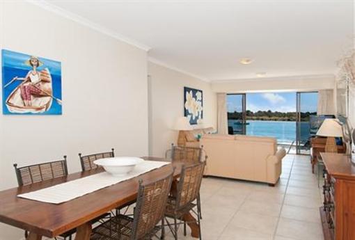 фото отеля Aqua Linea Private Holiday Apartment