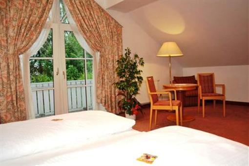 фото отеля Hotel Forstwirt Grasbrunn
