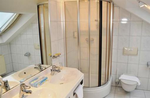 фото отеля Hotel Forstwirt Grasbrunn
