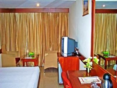 фото отеля Hotel Nandhini Minerva Circle