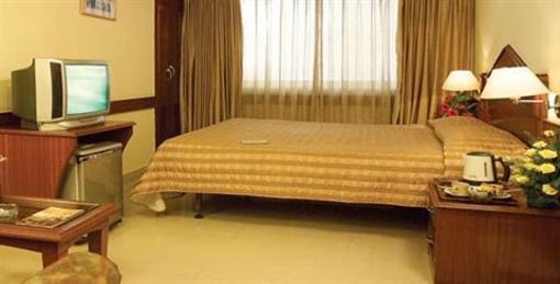 фото отеля Hotel Nandhini Minerva Circle