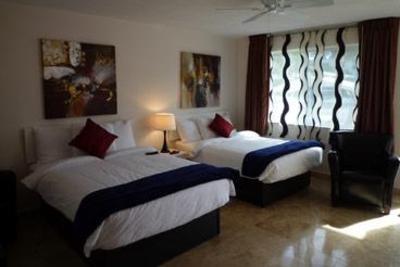фото отеля Dolphin Motel Pompano Beach