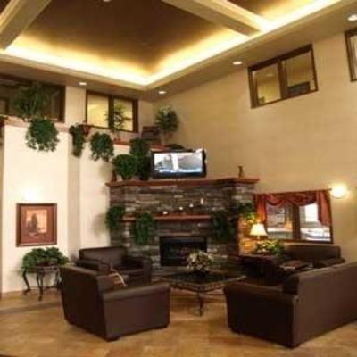 фото отеля Pomeroy Inn & Suites Dawson Creek