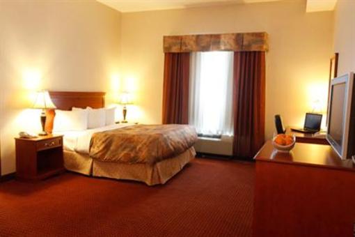 фото отеля Pomeroy Inn & Suites Dawson Creek