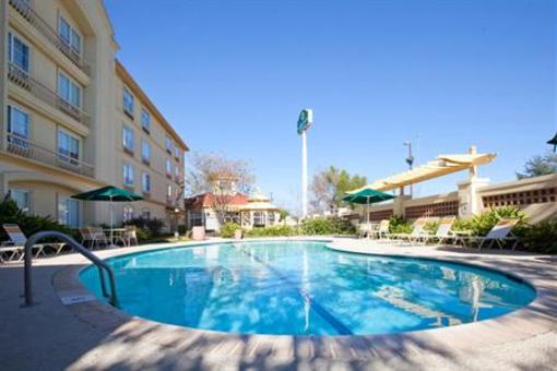 фото отеля La Quinta Inn & Suites Alexandria (Louisiana)