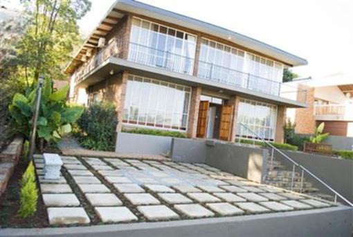 фото отеля Adagio Guest House