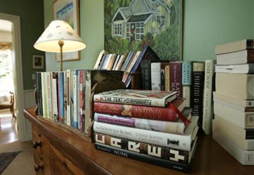 фото отеля Booklovers Bed & Breakfast