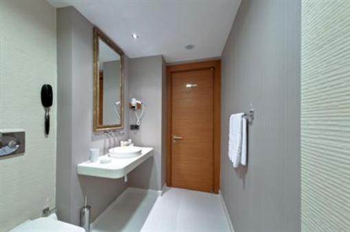 фото отеля Riva Resatbey Boutique & Business Hotel