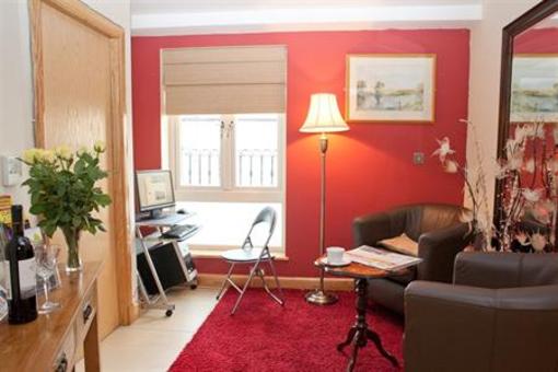 фото отеля Eyre Square Townhouse