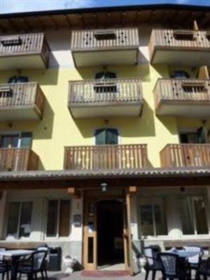 фото отеля Hotel Maggiorina Bezzecca