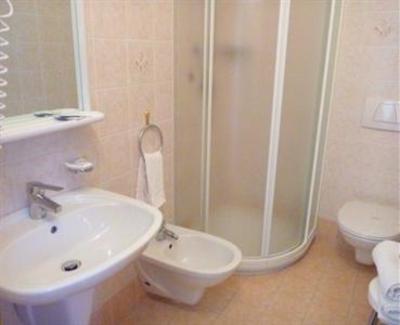 фото отеля Hotel Maggiorina Bezzecca