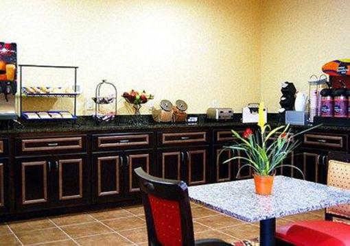 фото отеля Comfort Inn & Suites Near Fort Gordon