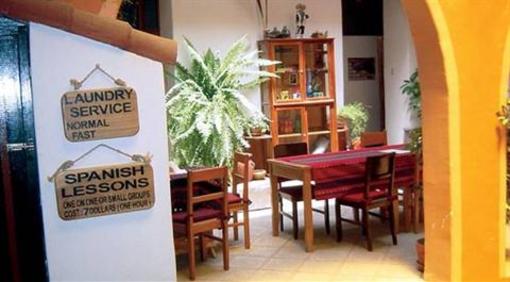 фото отеля Hostal El Grial