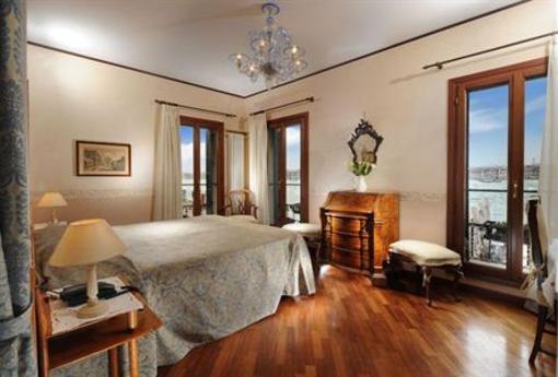 фото отеля WarmHospitality Apartments
