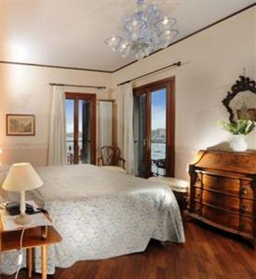 фото отеля WarmHospitality Apartments