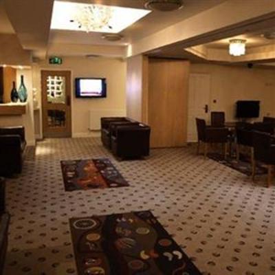 фото отеля Queensgate Hotel