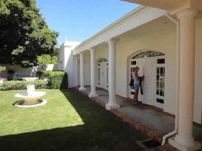 фото отеля Rusthof Country House Franschhoek