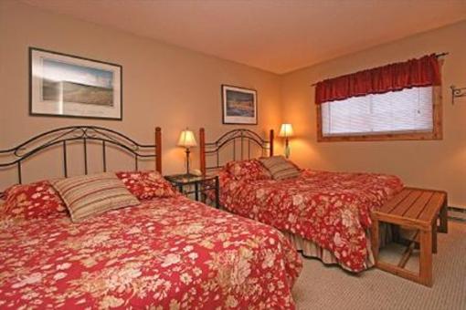фото отеля Sawmill Creek Lodging Breckenridge