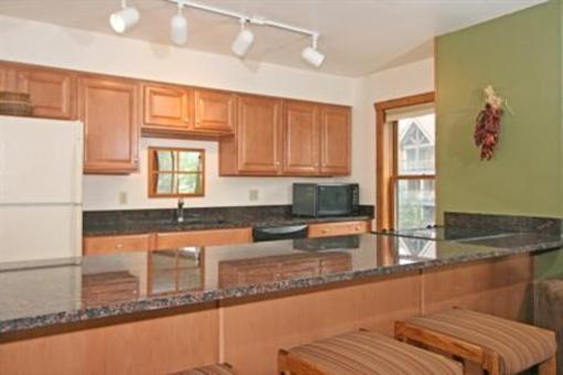 фото отеля Sawmill Creek Lodging Breckenridge