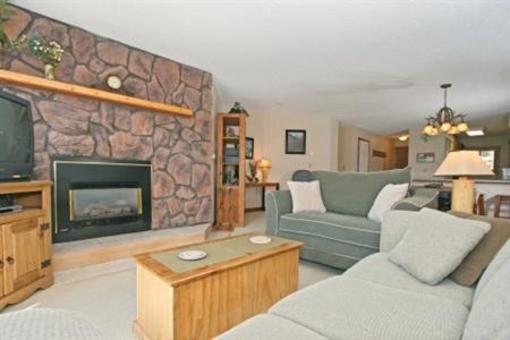 фото отеля Sawmill Creek Lodging Breckenridge