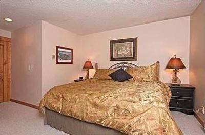 фото отеля Sawmill Creek Lodging Breckenridge