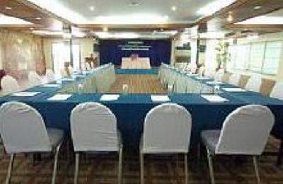 фото отеля Lopburi Inn Resort