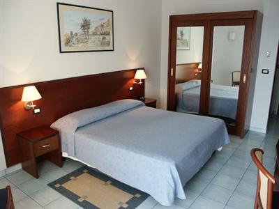 фото отеля Grand Hotel L'Approdo Terracina