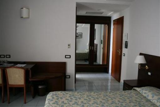 фото отеля Grand Hotel L'Approdo Terracina