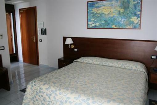 фото отеля Grand Hotel L'Approdo Terracina