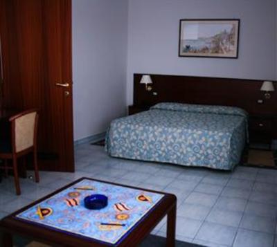 фото отеля Grand Hotel L'Approdo Terracina