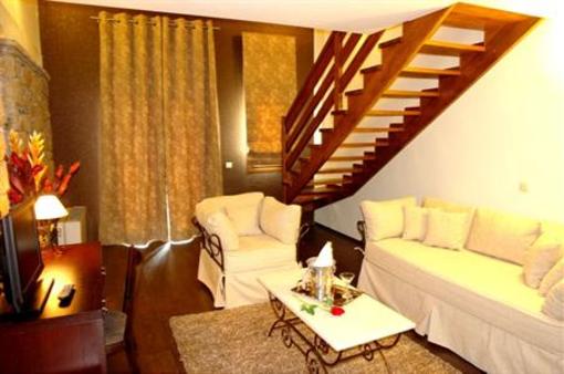 фото отеля Batselas Classic Hotel Argos Orestiko