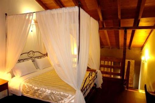 фото отеля Batselas Classic Hotel Argos Orestiko