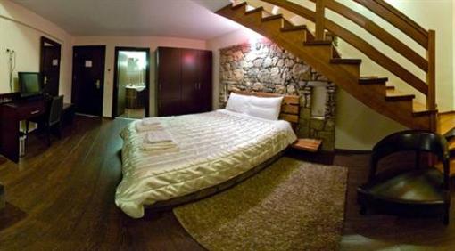 фото отеля Batselas Classic Hotel Argos Orestiko