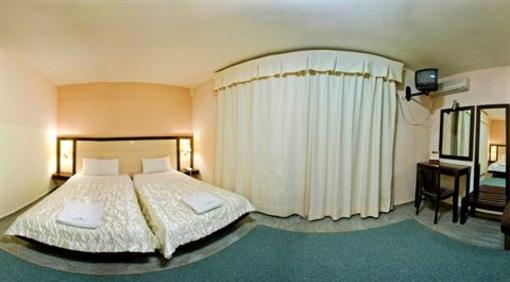 фото отеля Batselas Classic Hotel Argos Orestiko