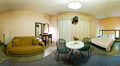 фото отеля Batselas Classic Hotel Argos Orestiko