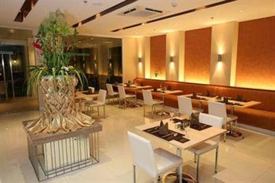 фото отеля The Monmanee Hotel Samut Prakan