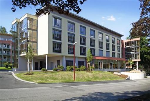 фото отеля Hotel am Kurpark Bad Herrenalb