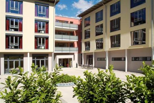 фото отеля Hotel am Kurpark Bad Herrenalb