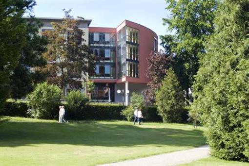 фото отеля Hotel am Kurpark Bad Herrenalb