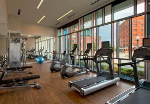фото отеля SpringHill Suites Denver Downtown