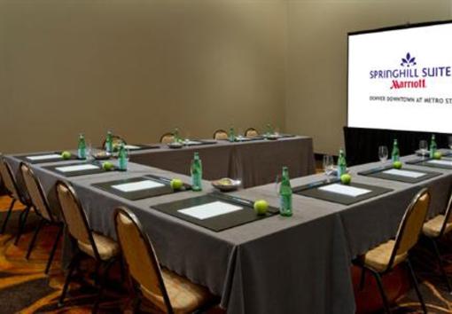 фото отеля SpringHill Suites Denver Downtown