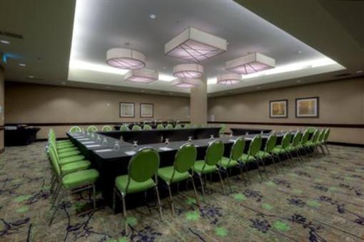 фото отеля Holiday Inn Hotel & Suites Saskatoon Downtown