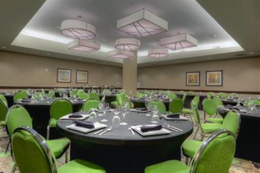 фото отеля Holiday Inn Hotel & Suites Saskatoon Downtown