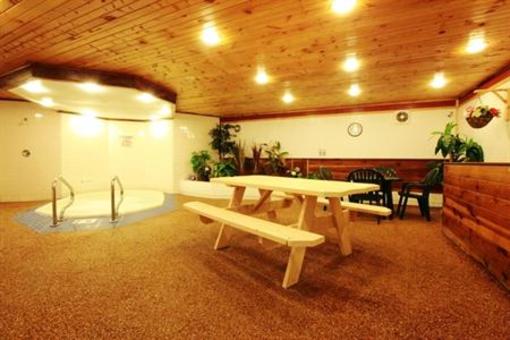 фото отеля Americas Best Value Inn Spirit Mountain Duluth (Minnesota)