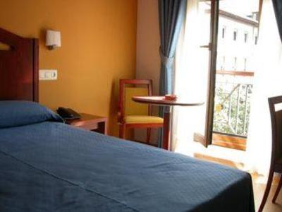 фото отеля Hotel las Cruces