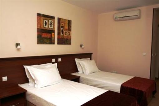 фото отеля Favorit Hotel