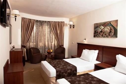 фото отеля Favorit Hotel